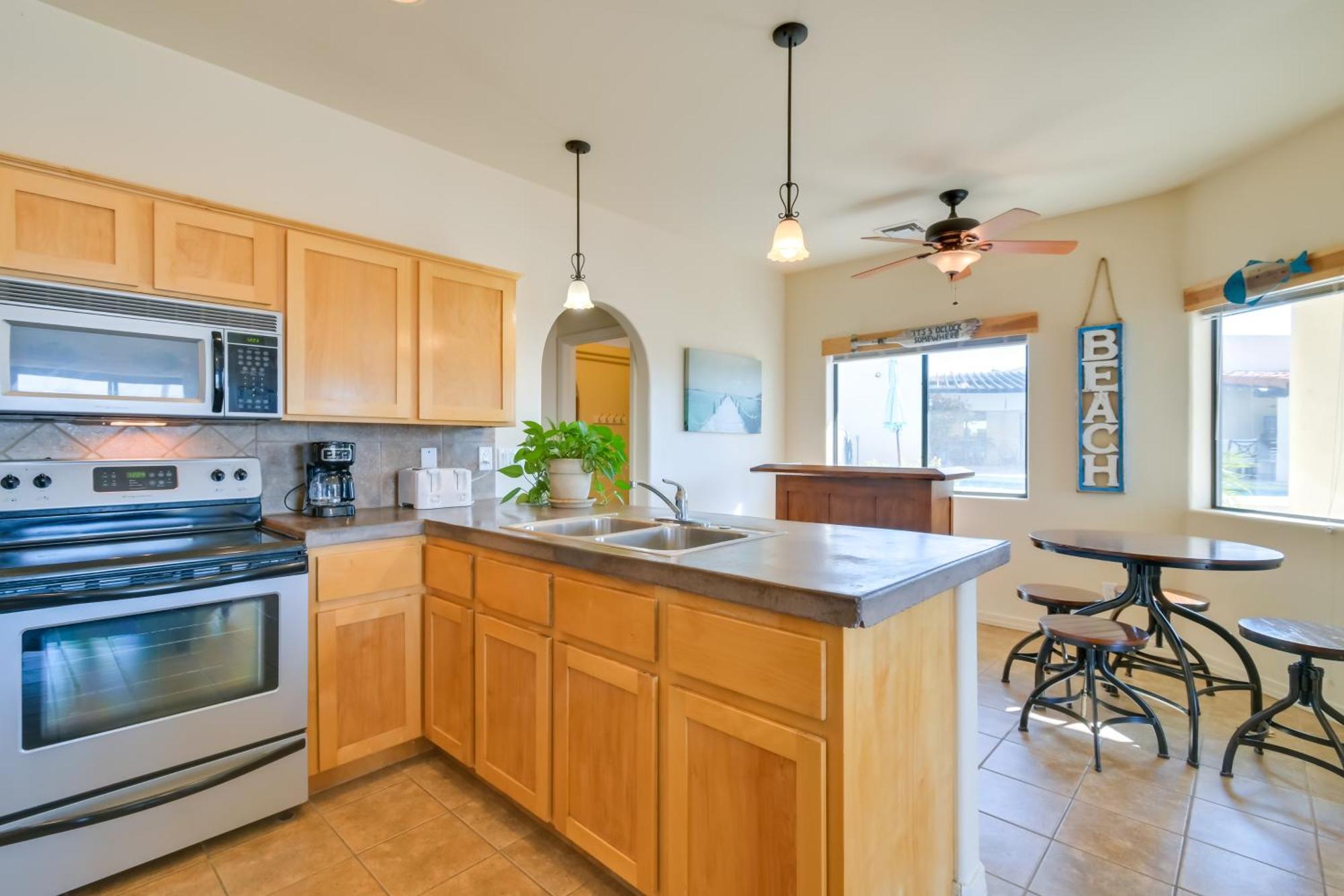 Bright Cottage With Pool And Spa - 5 Mi To Lake Havasu Lake Havasu City Exterior photo